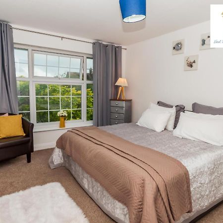 2 Bed Apartment-5 Guests - Business-Relocation-Parking - The Brighton Short Stay & Serviced Apartments Exteriör bild