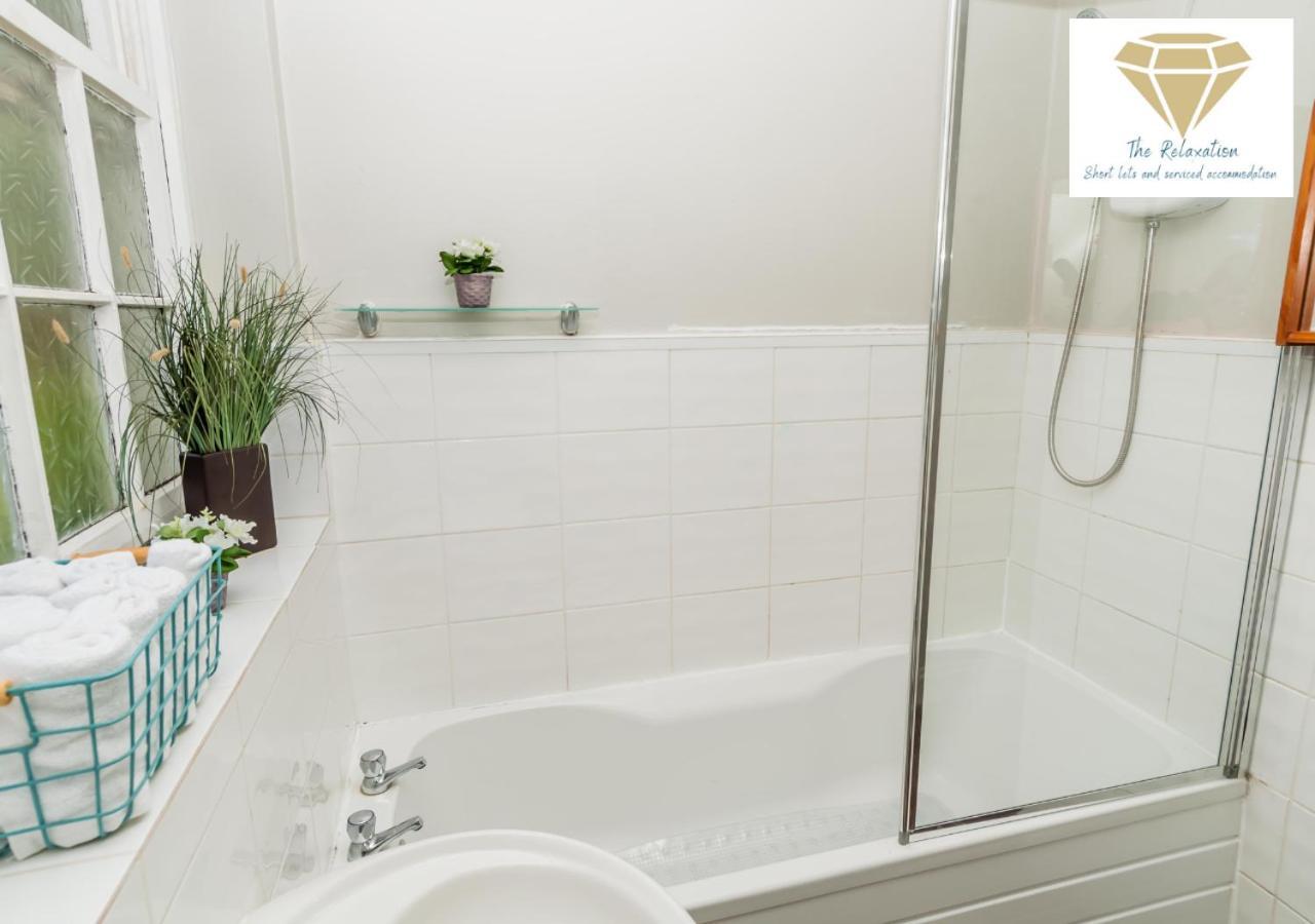 2 Bed Apartment-5 Guests - Business-Relocation-Parking - The Brighton Short Stay & Serviced Apartments Exteriör bild