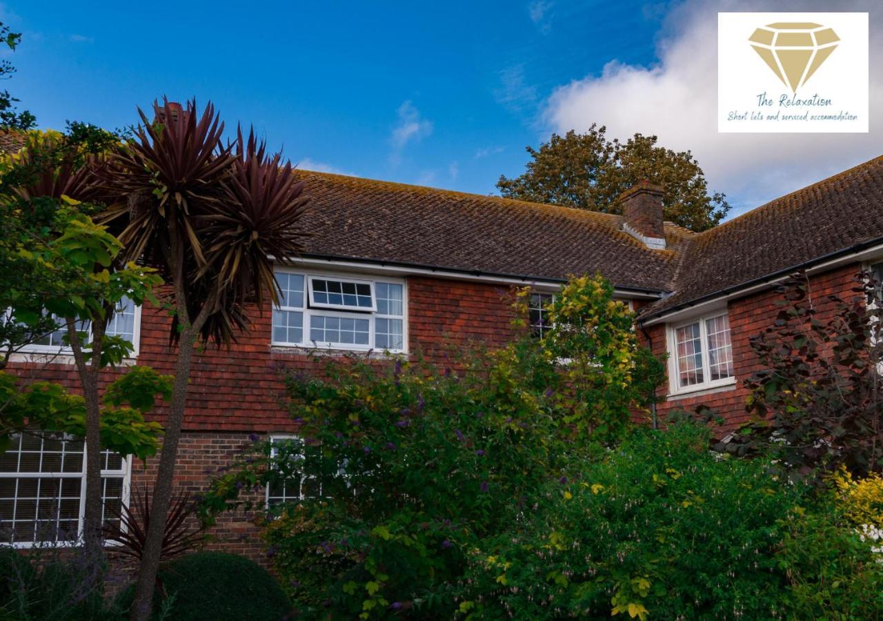 2 Bed Apartment-5 Guests - Business-Relocation-Parking - The Brighton Short Stay & Serviced Apartments Exteriör bild