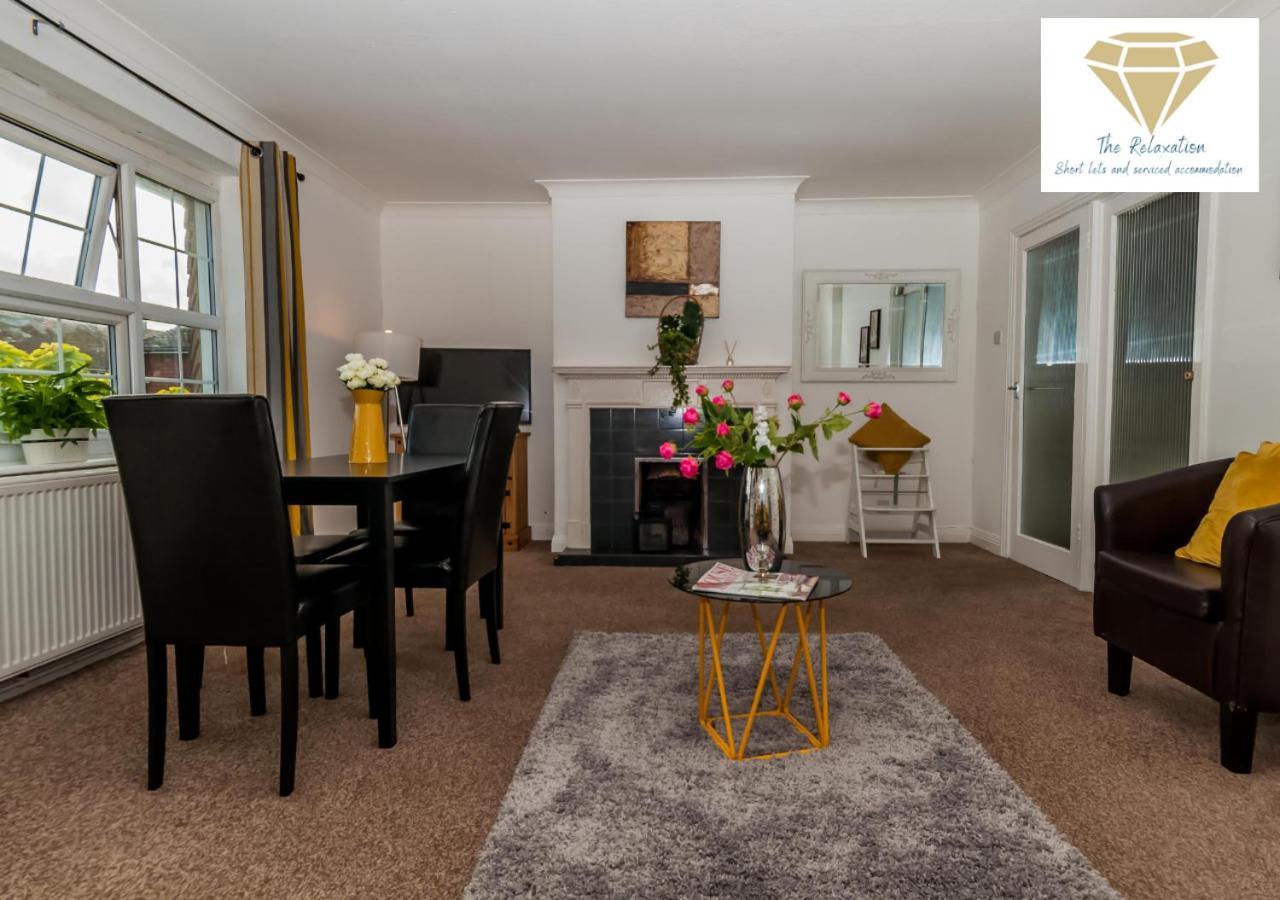 2 Bed Apartment-5 Guests - Business-Relocation-Parking - The Brighton Short Stay & Serviced Apartments Exteriör bild