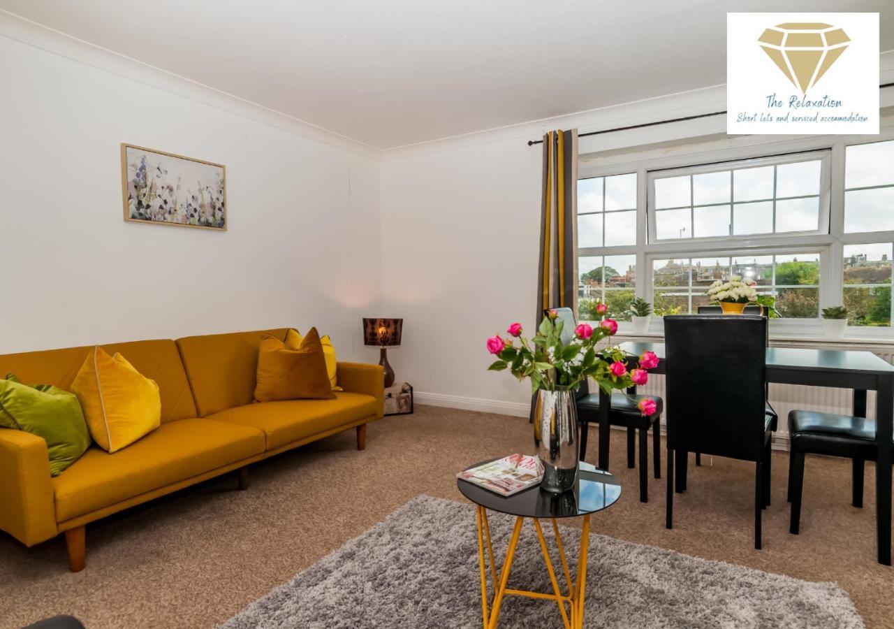 2 Bed Apartment-5 Guests - Business-Relocation-Parking - The Brighton Short Stay & Serviced Apartments Exteriör bild