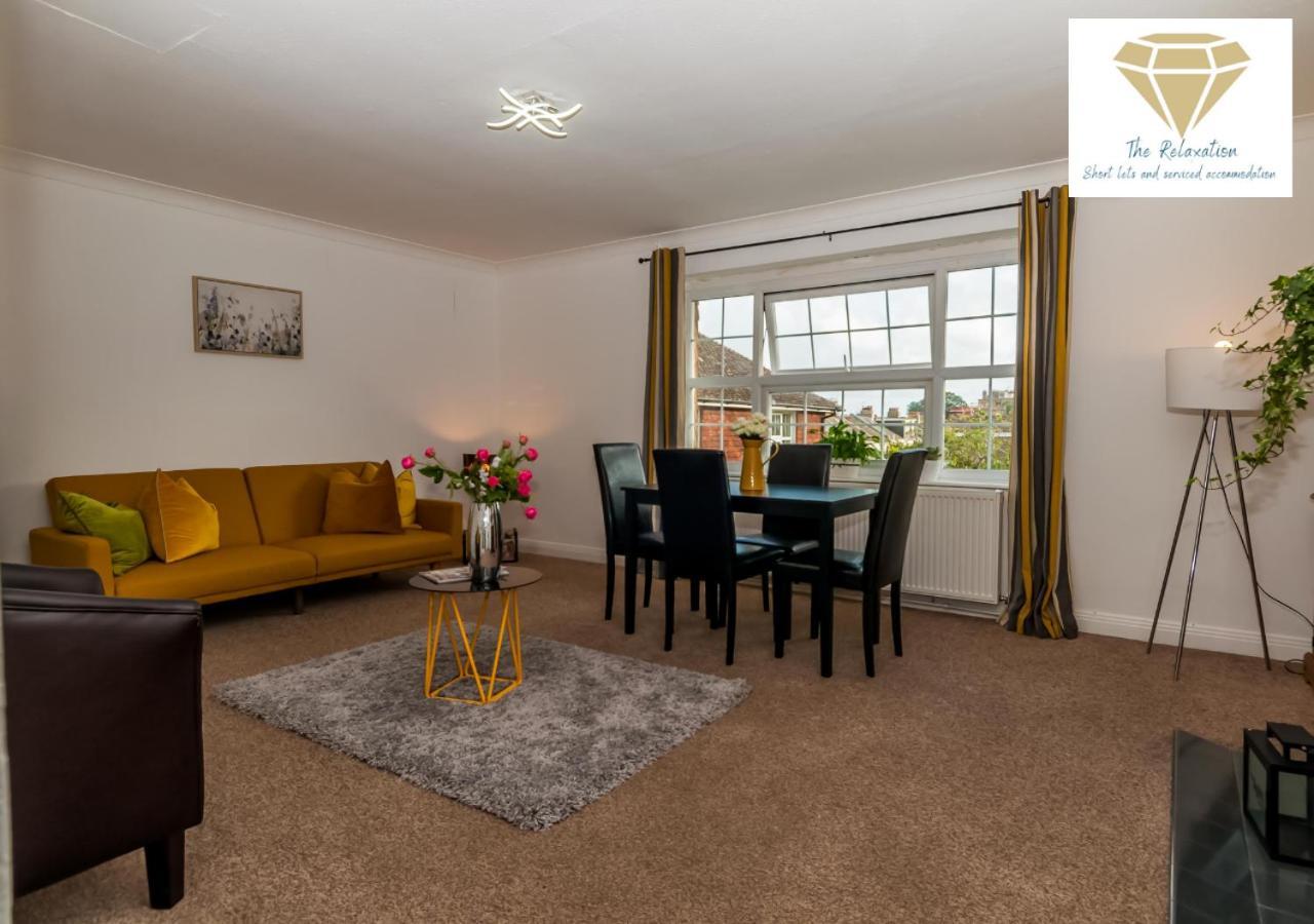 2 Bed Apartment-5 Guests - Business-Relocation-Parking - The Brighton Short Stay & Serviced Apartments Exteriör bild
