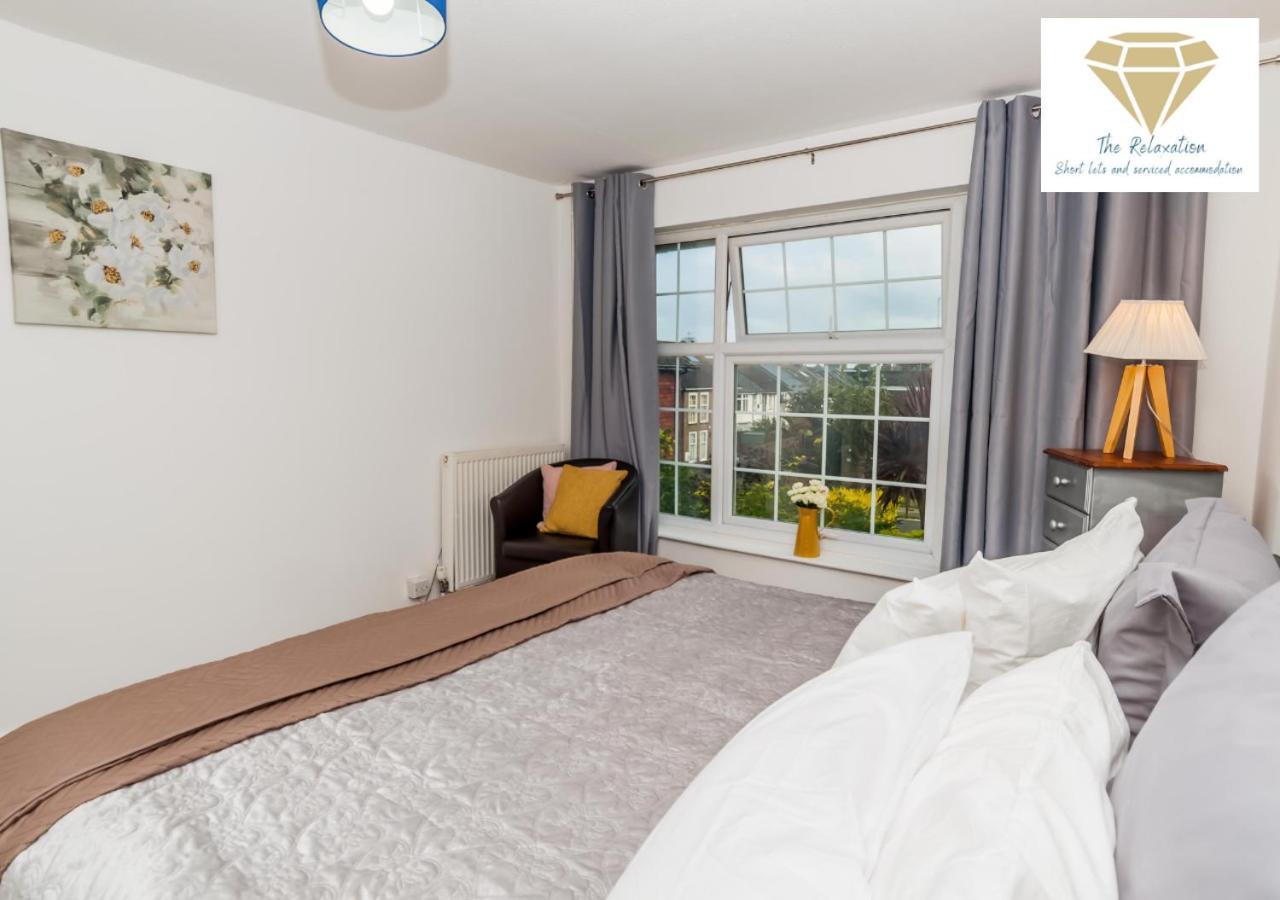 2 Bed Apartment-5 Guests - Business-Relocation-Parking - The Brighton Short Stay & Serviced Apartments Exteriör bild